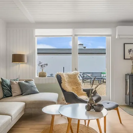 Tarvo - 400m From The Sea By Interhome *
