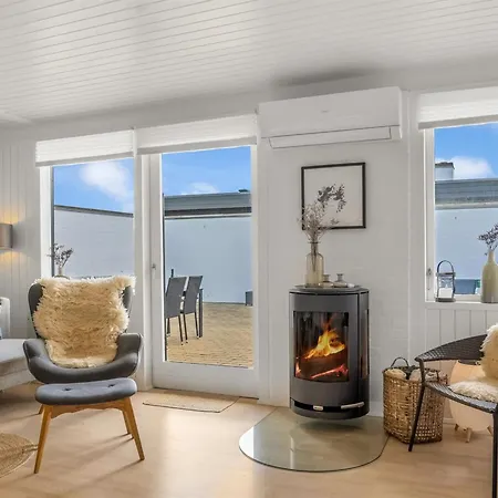 Tarvo - 400m From The Sea By Interhome Feriehus